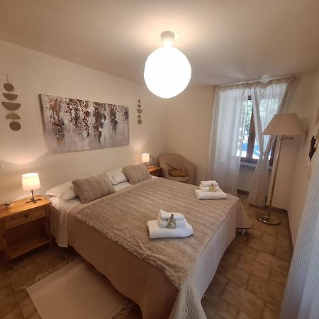 La Casa Del Gigante Frassino Apartment Ачельо Екстериор снимка