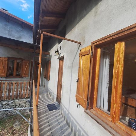 La Casa Del Gigante Frassino Apartment Ачельо Екстериор снимка